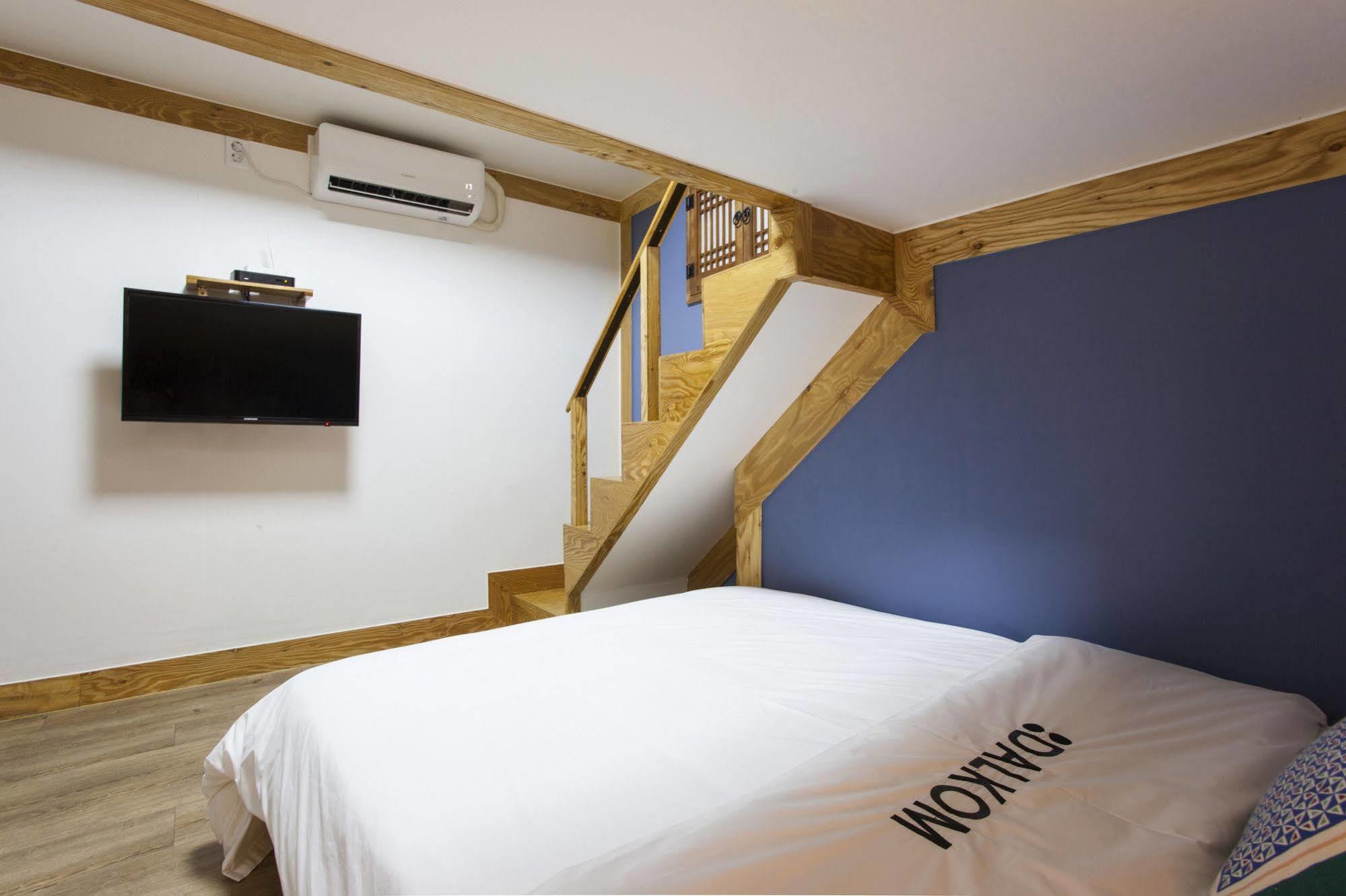Mini Hotel Dalkom In Dongdaemun Seoel Buitenkant foto