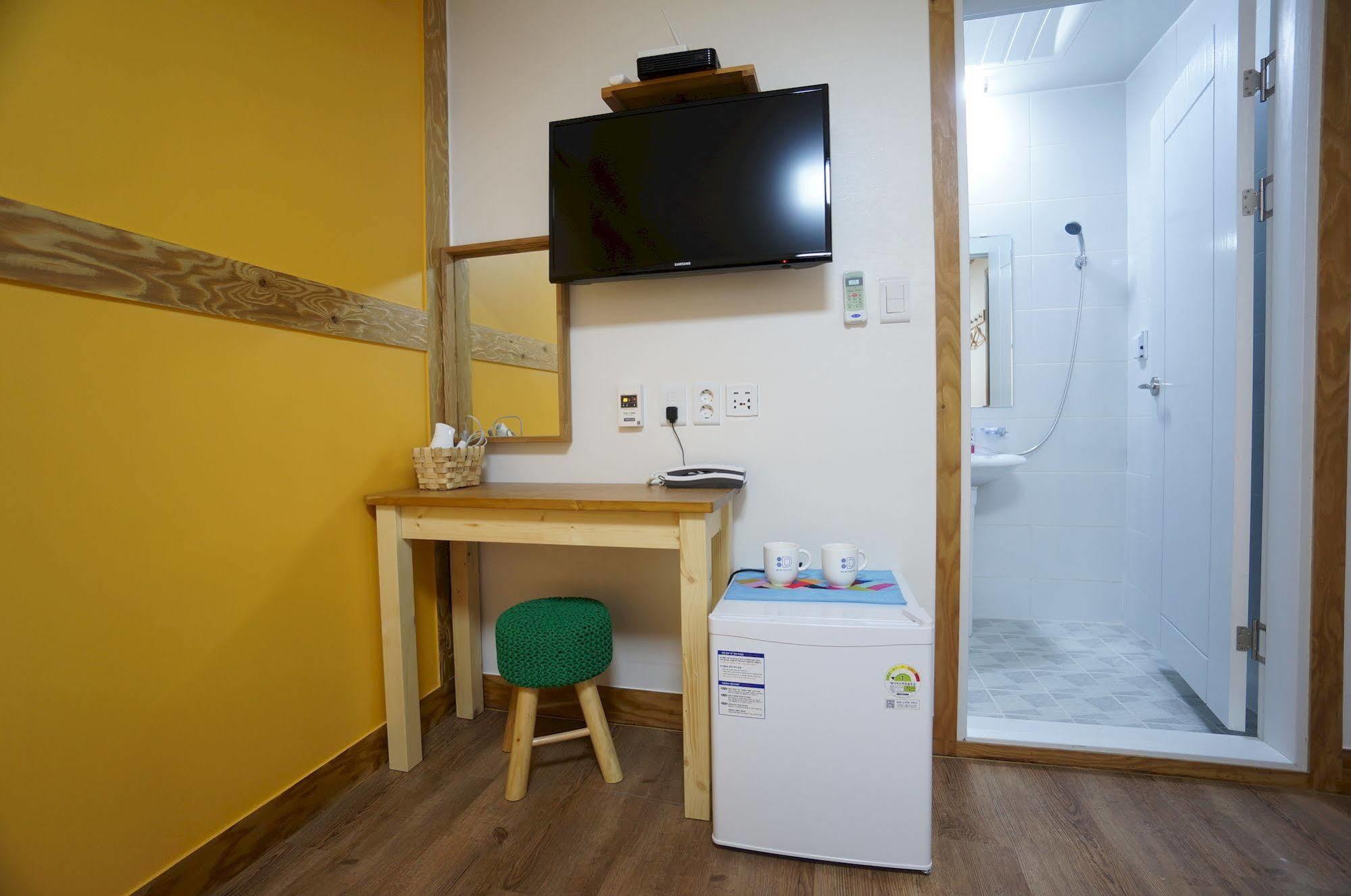 Mini Hotel Dalkom In Dongdaemun Seoel Buitenkant foto